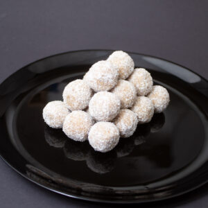 Raw vegan Raffaello lactose free - Rawffaello